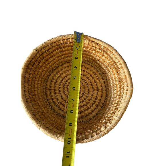 Vintage Handmade Hand Woven Weave Large Basket Bowl Round Tan 9.5 x 4" - Picture 11 of 13